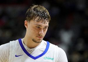 弗拉格：坚信之前的所有训练 今天的投篮与平时一样没有不同