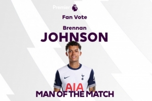 华体会手机网页版-双响+造点！约翰逊当选热刺vs南安普顿票选最佳球员